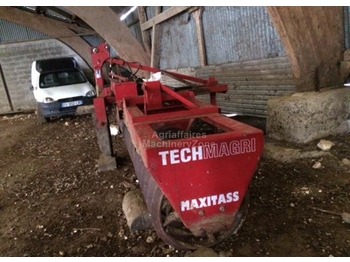 Techmagri MAXITASS - Farm roller