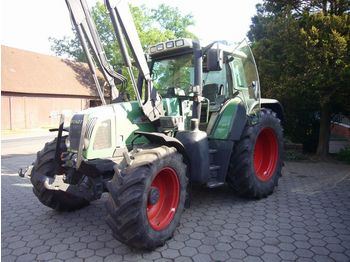 FENDT 712 - Farm tractor