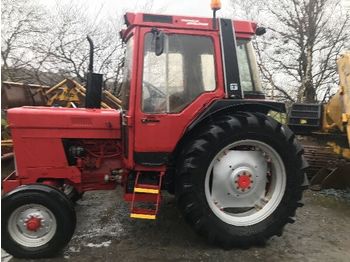 INTERNATIONAL 785 - Farm tractor