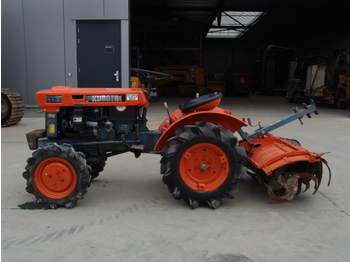 Kubota B60004X4 - Farm tractor