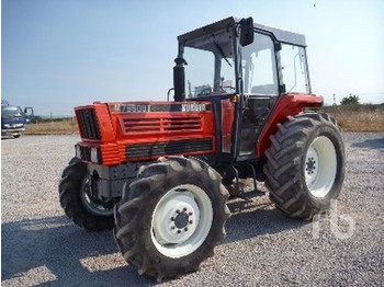 Kubota M7950DT - Farm tractor