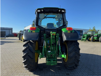 John Deere 6100M - Farm tractor: picture 4