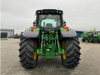 John Deere 6155M - Farm tractor: picture 3