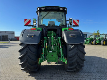 John Deere 6R250 - Farm tractor: picture 3