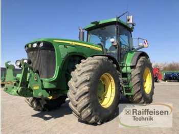 Farm tractor John Deere 8520 Powershift: picture 1
