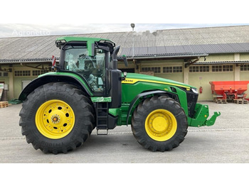 John Deere 8R410 - Farm tractor: picture 2