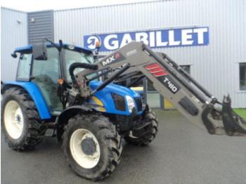 Farm tractor New Holland T5050: picture 1