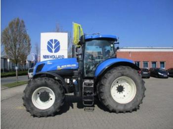 Farm tractor New Holland T7.220 AutoCommand: picture 1