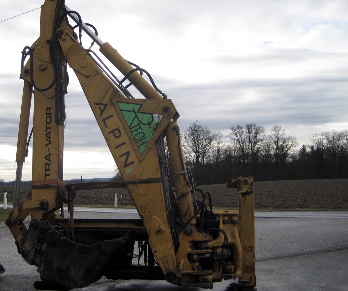 Attachment for Excavator XTRA-VATOR Heckbaggeranbau: picture 2