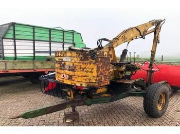 Truck mounted crane for Agricultural machinery getrokken kraan: picture 1