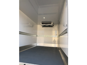 IVECO daily - Refrigerated delivery van: picture 2