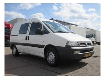 Peugeot Expert 220C 2.0 HDI - Commercial vehicle