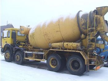 Iveco 320.32, 8x4 - Concrete mixer truck