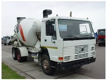 Volvo FL 10-6X4 - Concrete mixer truck