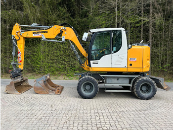 LIEBHERR A 912 Compact Litronic - Wheel excavator: picture 1