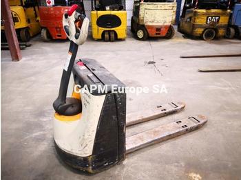 Pallet truck Crown WP2315: picture 1