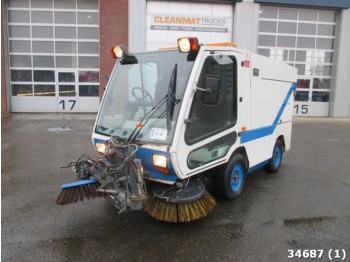 TENNANT A60 with 3-rd brush - Road sweeper