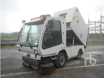 Tennant HMF426 - Road sweeper