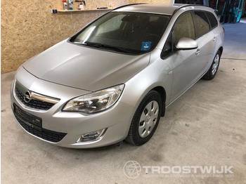 Car Opel Astra J Sports Tourer Design Edition: picture 1