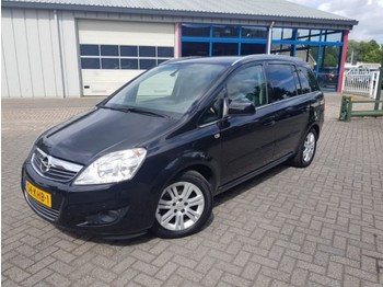 Car Opel ZAFIRA 2.2 . 7 persoons: picture 1