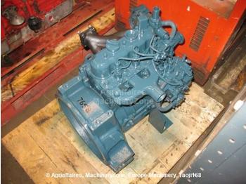  Kubota D950 - Engine and parts