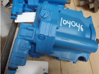 VICKERS PVE19AL08AA10H1811000600100CD0AD (O&K L20.5) - Hydraulic pump