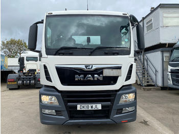 Man tgs 24.420 - Tractor unit: picture 2