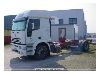 Iveco 260E 27 4X2 long chassis - Cab chassis truck