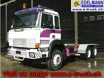 Iveco 260 30 H Zylinder: 6 - Cab chassis truck
