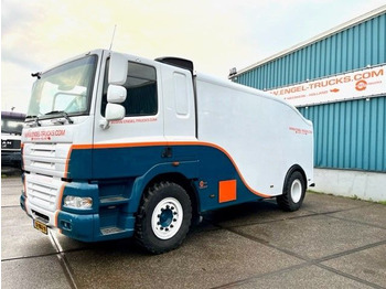 DAF CF 85.360 SLEEPERCAB 4x2 DAKAR EDUCATION TRUCK (ZF16 MANUAL GEARBOX / DOUBLE BRAKE/CLUTCH PEDALS / 3 SEATS / AIRCONDITIONING / E - Box truck: picture 1