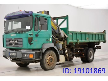 Tipper, Crane truck MAN 19.364: picture 1