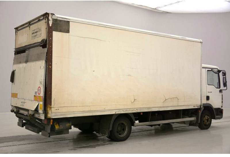 Box truck MAN TGL 8.180: picture 3
