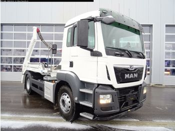 Skip loader truck MAN TGS 18.420 4X2 BL MEILLER 3900 mm: picture 1