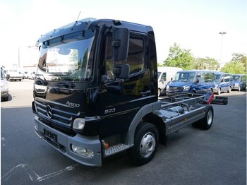 Cab chassis truck MERCEDES-BENZ Atego 2 6-Zyl. 4x2 923 4x2 OM 906 LA: picture 1