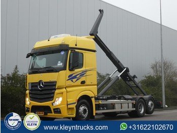 Hook lift truck Mercedes-Benz ACTROS 2645 6x2 e6 meiller: picture 1