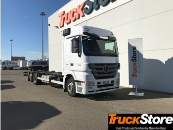Container transporter/ Swap body truck Mercedes-Benz Actros 3 ACTROS 2536 L: picture 1