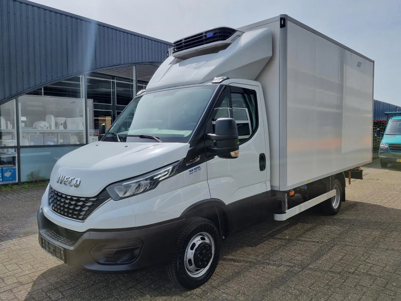 Iveco Daily 35C18HiMatic/ Kuhlkoffer Carrier/ Standby - Refrigerated delivery van: picture 5